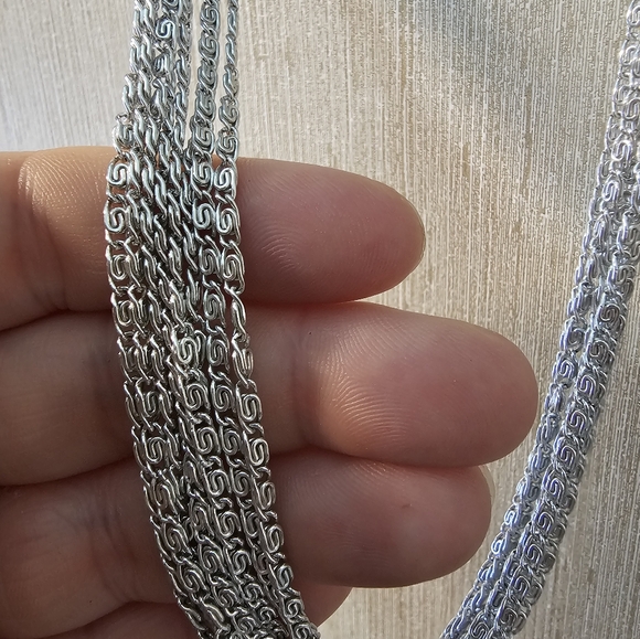 Vintage 60s Sarah Coventry SILVERY CASCADE Necklace 16-18" - Picture 2 of 4